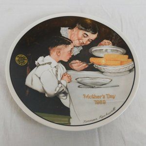 Norman Rockwell Collector Plate Knowles Mother's Day 1989 “Sunday Dinner” COA